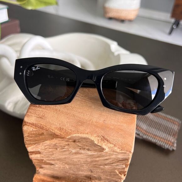 RAY-BAN ZENA BIO-BASED Frame Polished Black Dark Grey Lenses - Picture 1 of 9